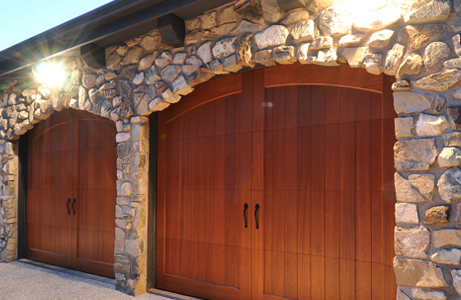 wood garage door closeup photo